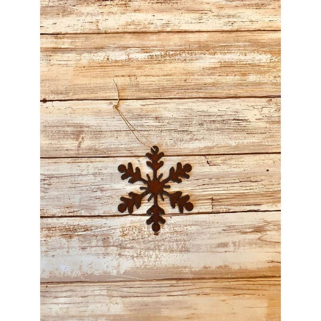 Faire Universal Ironworks | Rustic Snowflake Ornament 1 Faire Universal Ironworks | Rustic Snowflake Ornament