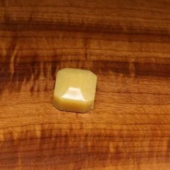 Waxes Hareline Fly Makers Wax Medium Tack Medium Hardness Traditional 721 Formula